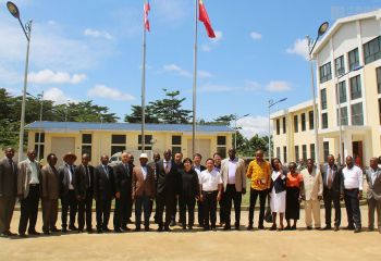 江西省農(nóng)科院水稻所技術(shù)團隊到訪涅方示范農(nóng)場